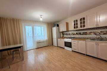 2-к квартира, 73 м², 1/10 эт.